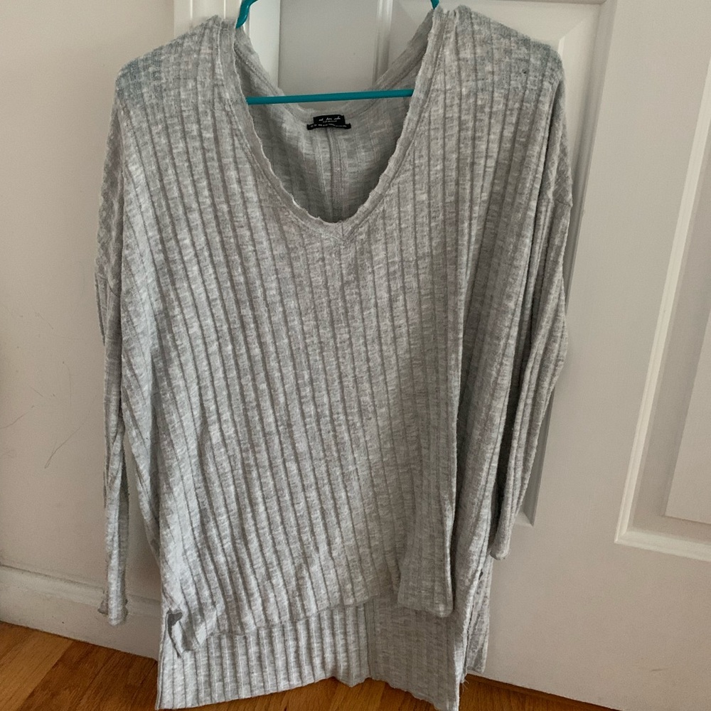Oversized Urban Outfitters Gray Vneck